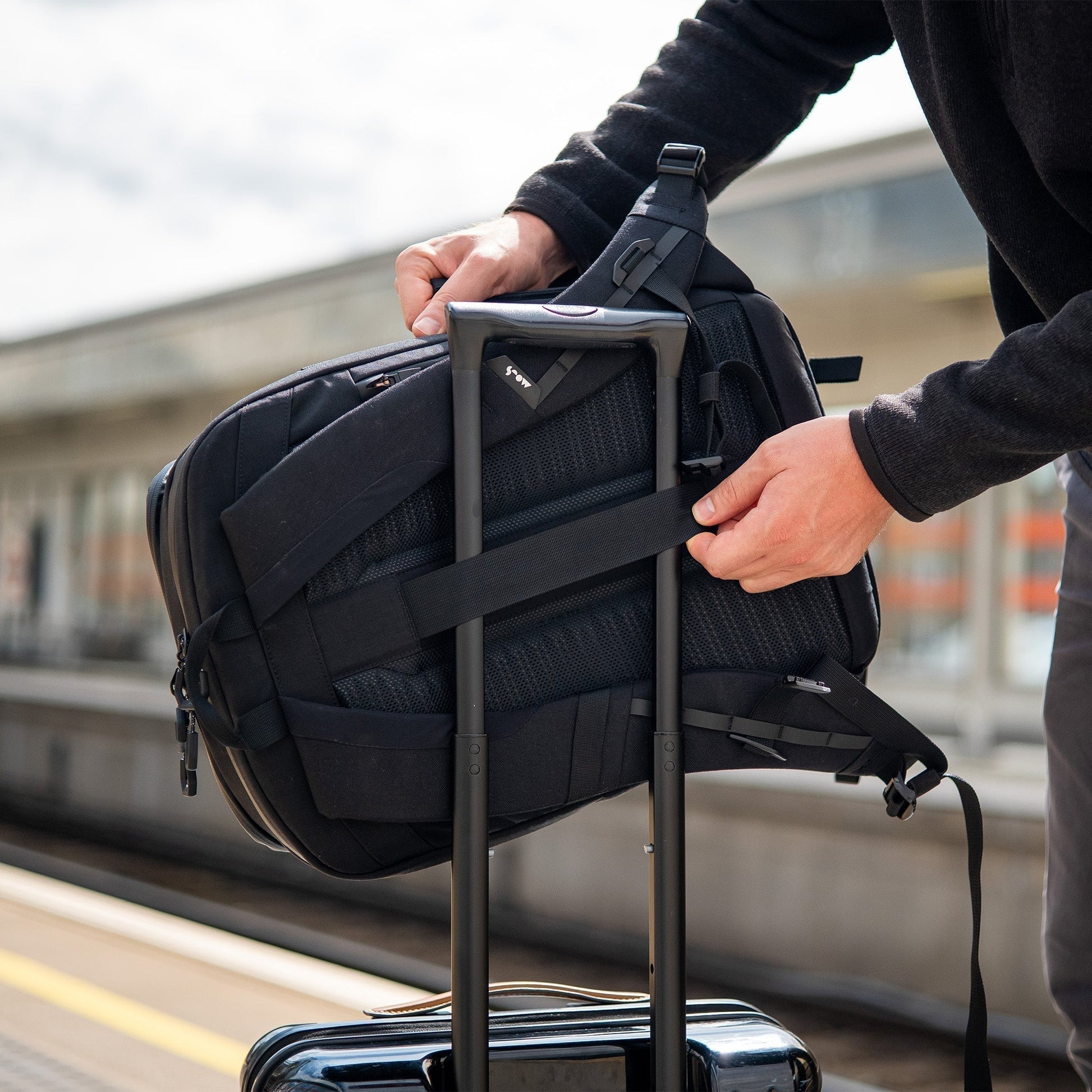 Zip Backpack - Extreme